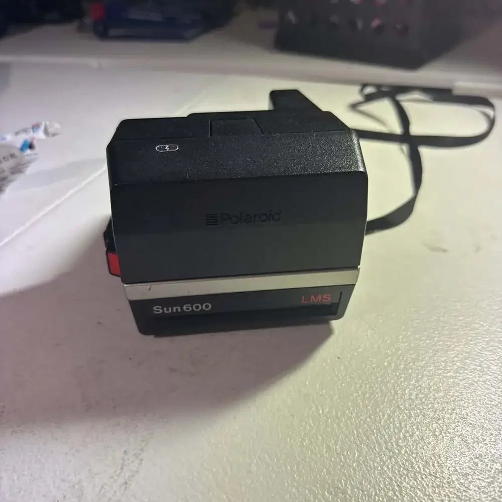 Vintage Polaroid Sun 600 LMS Instant Camera with Strap